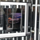 Imagen para el artículo titulado Samsung está haciendo todo lo posible por hacer invisible el gran pliegue del Galaxy Fold